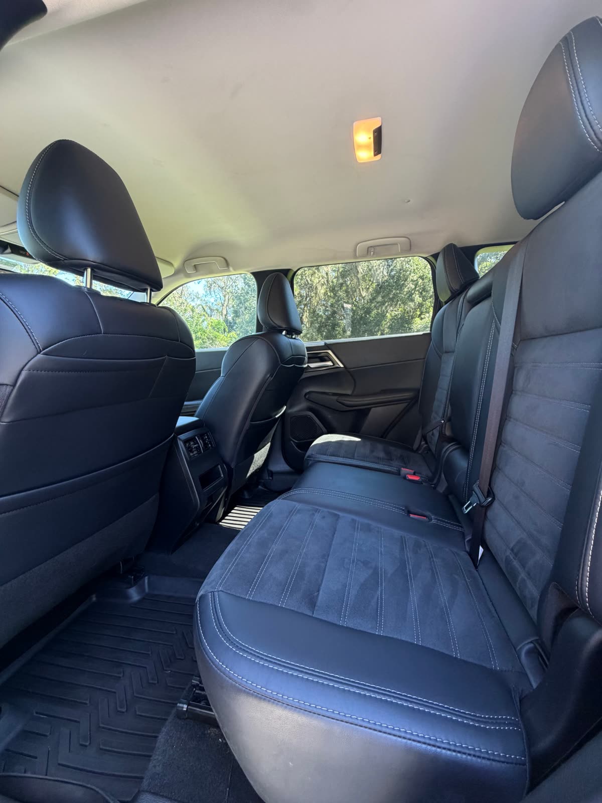 2024 Mitsubishi Outlander SE rear seats